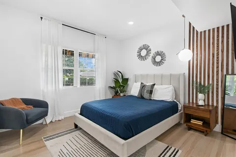 $1,200,000 | 615 Southeast 11th Avenue, Fort Lauderdale, FL 33301