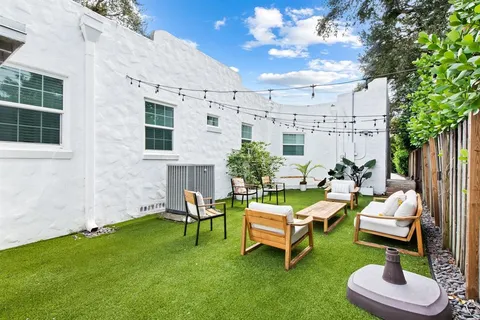 $1,200,000 | 615 Southeast 11th Avenue, Fort Lauderdale, FL 33301