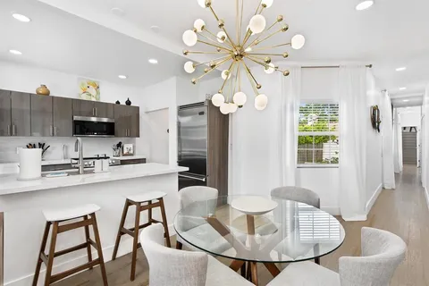 $1,200,000 | 615 Southeast 11th Avenue, Fort Lauderdale, FL 33301