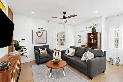 $1,200,000 | 615 Southeast 11th Avenue, Fort Lauderdale, FL 33301