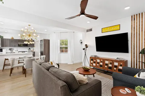 $1,200,000 | 615 Southeast 11th Avenue, Fort Lauderdale, FL 33301