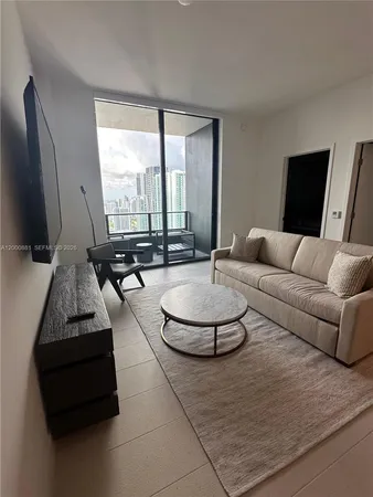 $3,500 | 159 Northeast 6th Street, Unit 4811, Miami, FL 33132