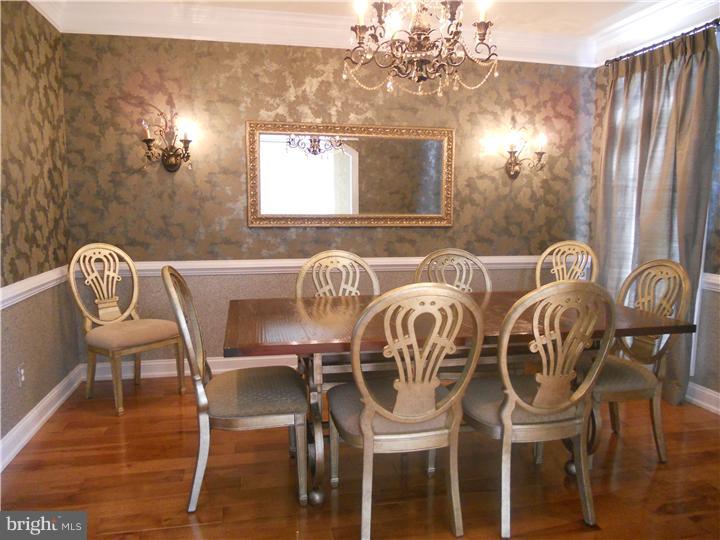 1731 Reading Road Huntingdon Valley, PA 19006 - Photo 5 of 13 Dining Room
