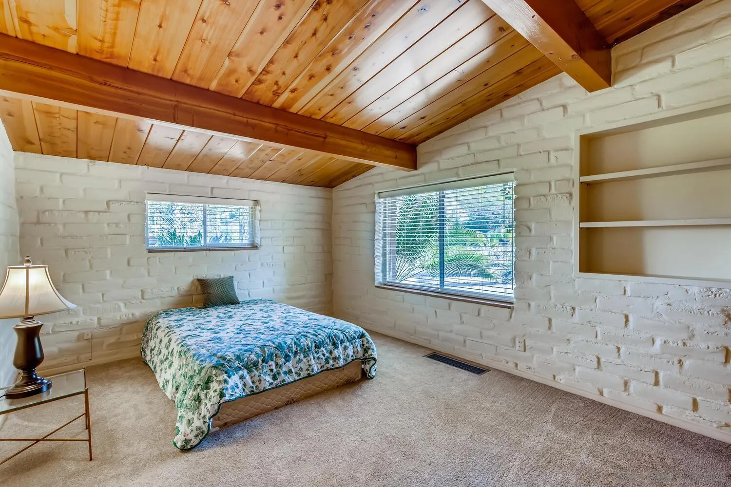 14565 High Valley Road Poway, CA 92064 - Photo 19 of 28 a bedroom with a bed and a window