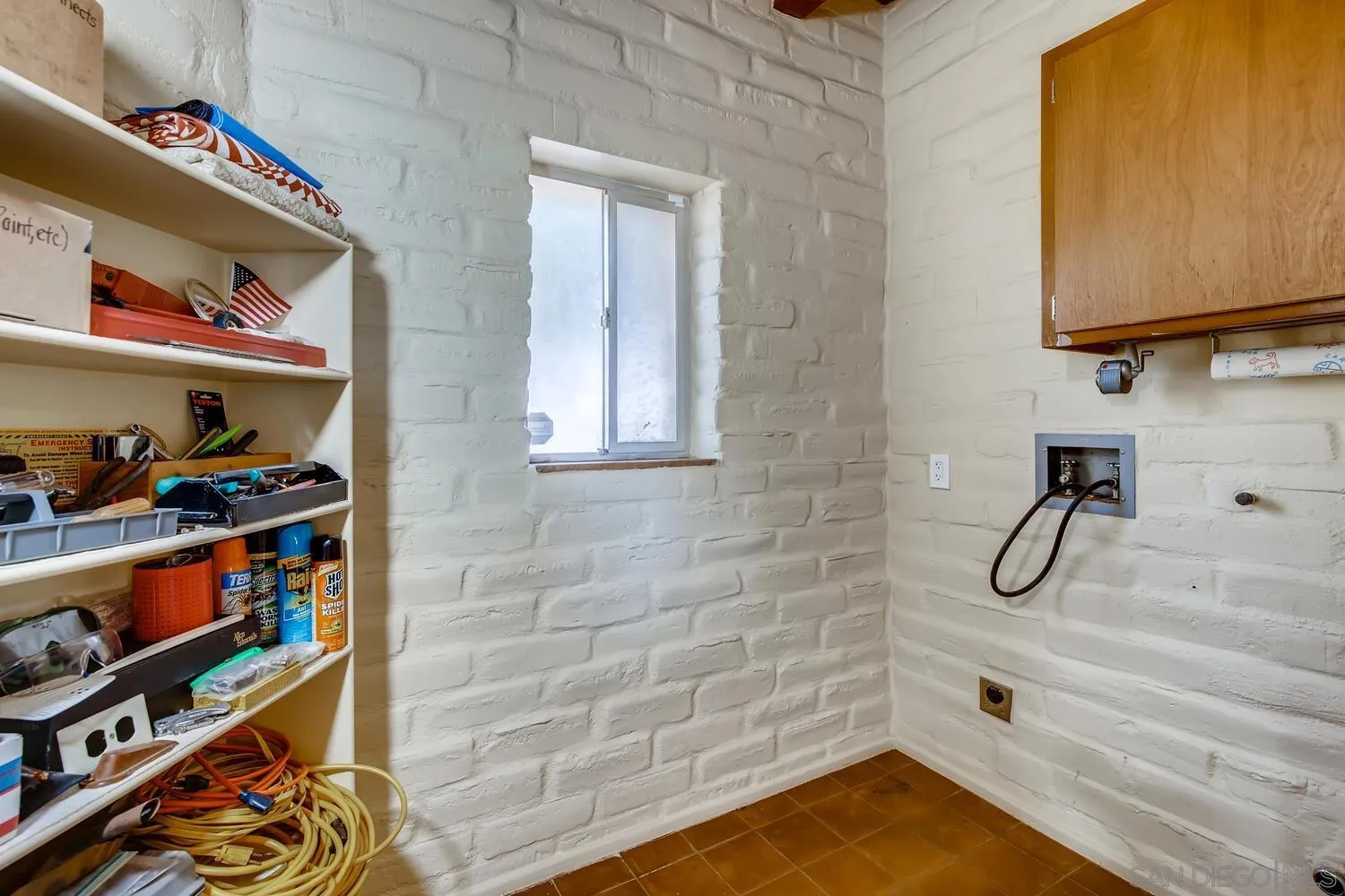 14565 High Valley Road Poway, CA 92064 - Photo 20 of 28 a bathroom with blue cabinets