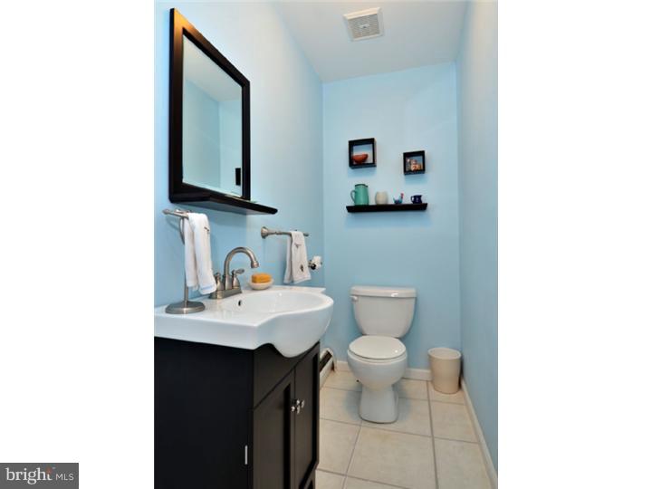 568 West Valley Road Wayne, PA 19087 - Photo 12 of 24 Half Bath