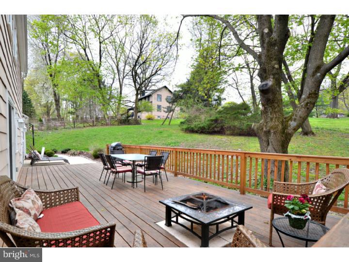 568 West Valley Road Wayne, PA 19087 - Photo 18 of 24 Back Yard