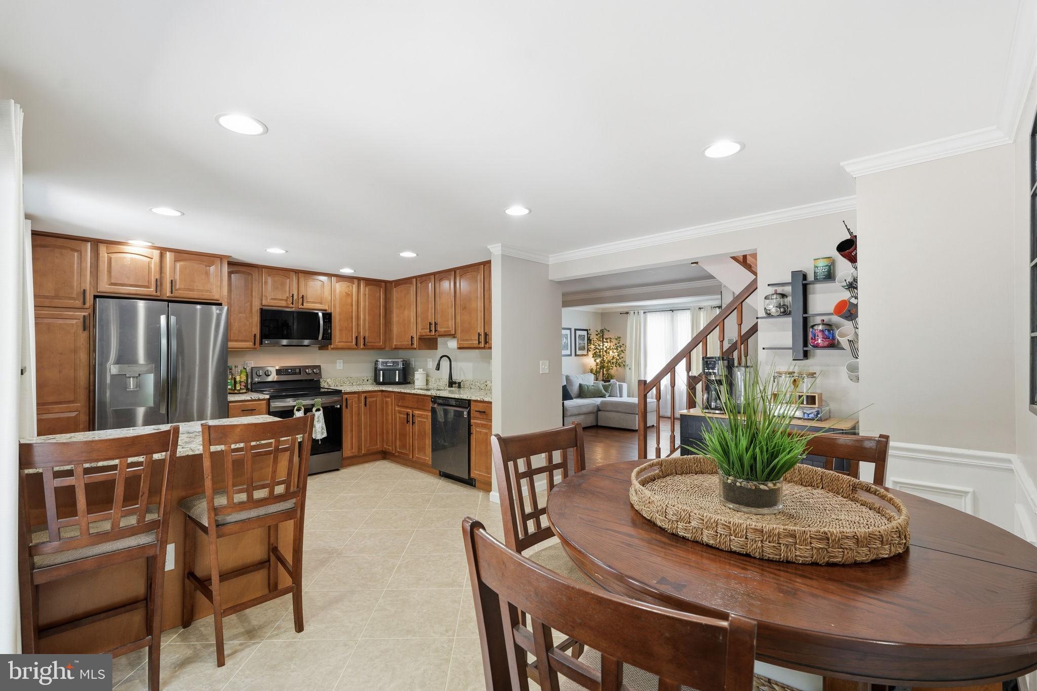 8764 Newington Commons Road Lorton, VA 22079 - Photo 10 of 38