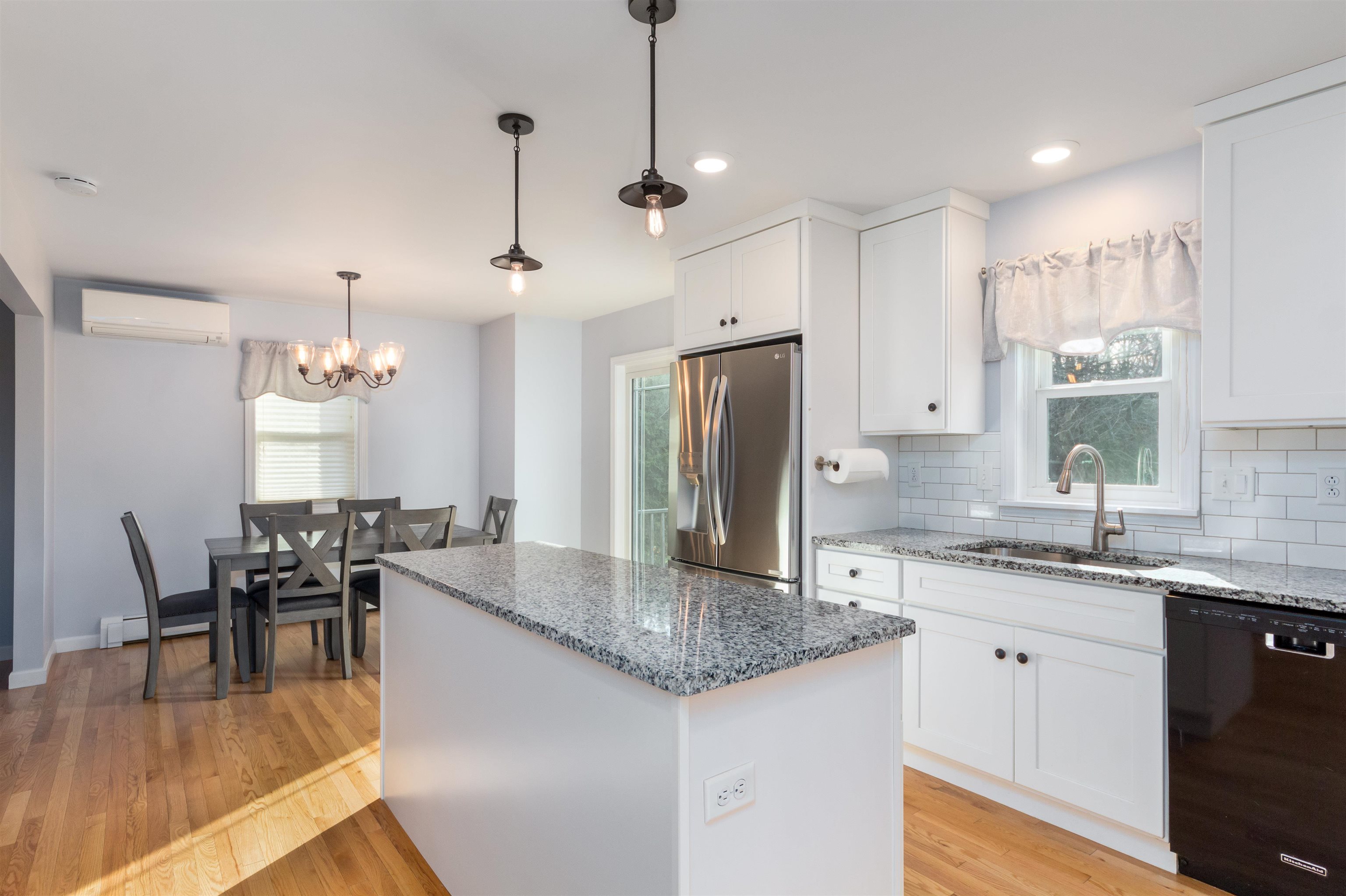 121 Kirby Road South Burlington, VT 05403 - Photo 5 of 25 Gallery Image 5