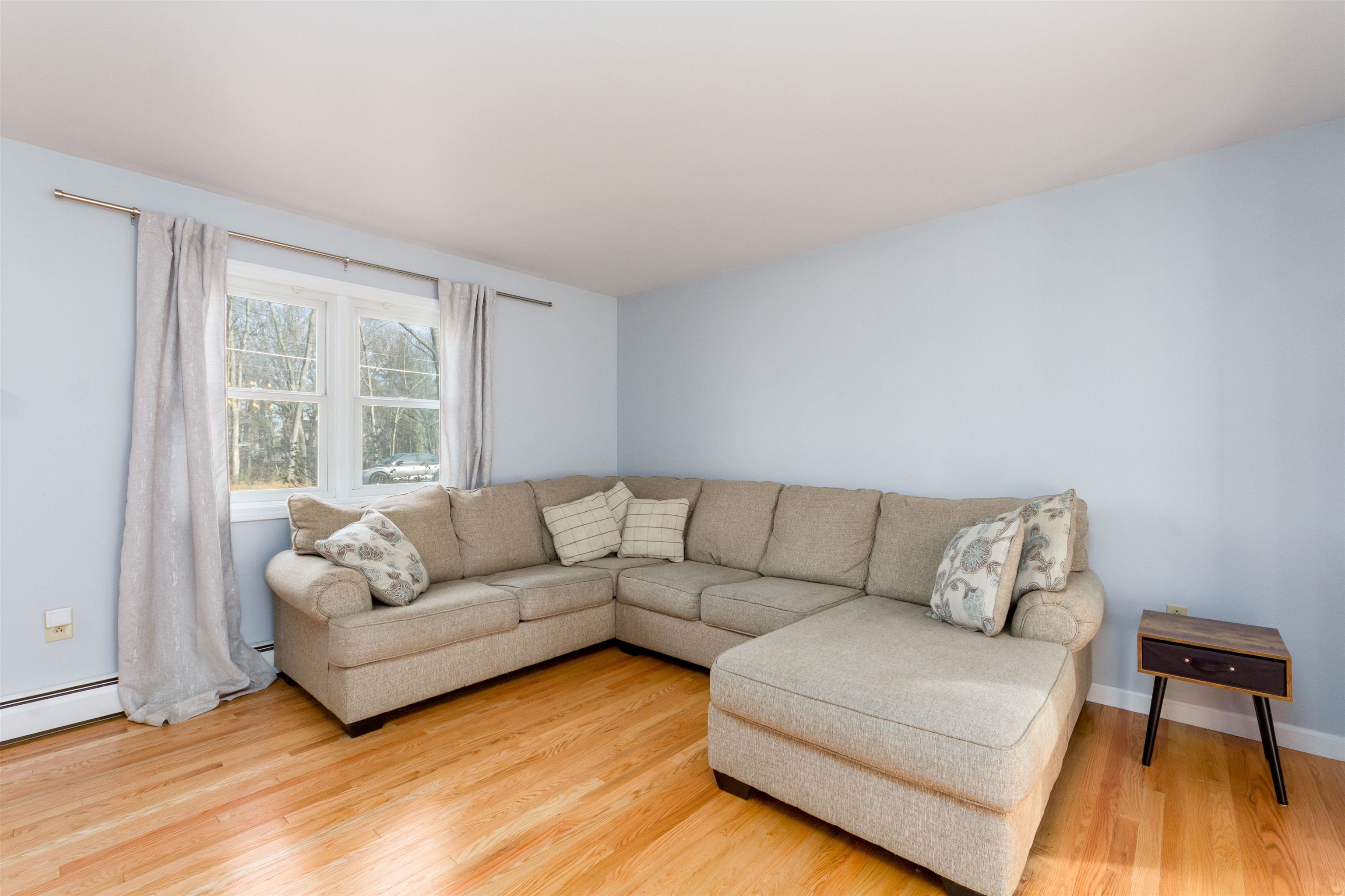 121 Kirby Road South Burlington, VT 05403 - Photo 10 of 25 Gallery Image 10
