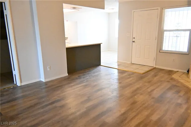 $1,200 | 2241 North Jones Boulevard, Unit 4, Las Vegas, NV 89108