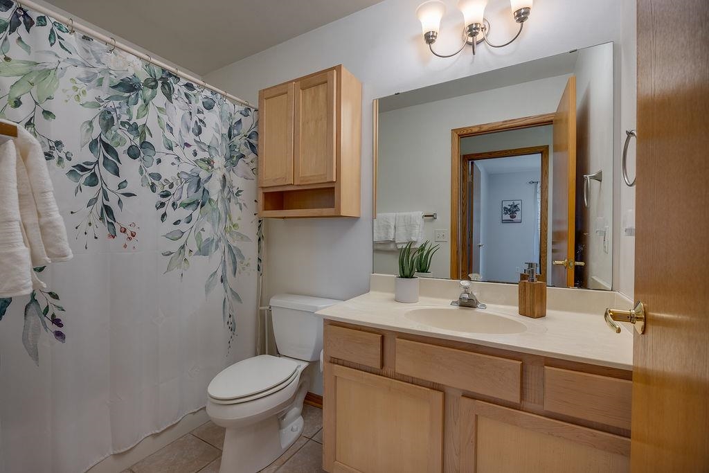 3533 Stonebridge Drive Madison, WI 53719 - Photo 17 of 43