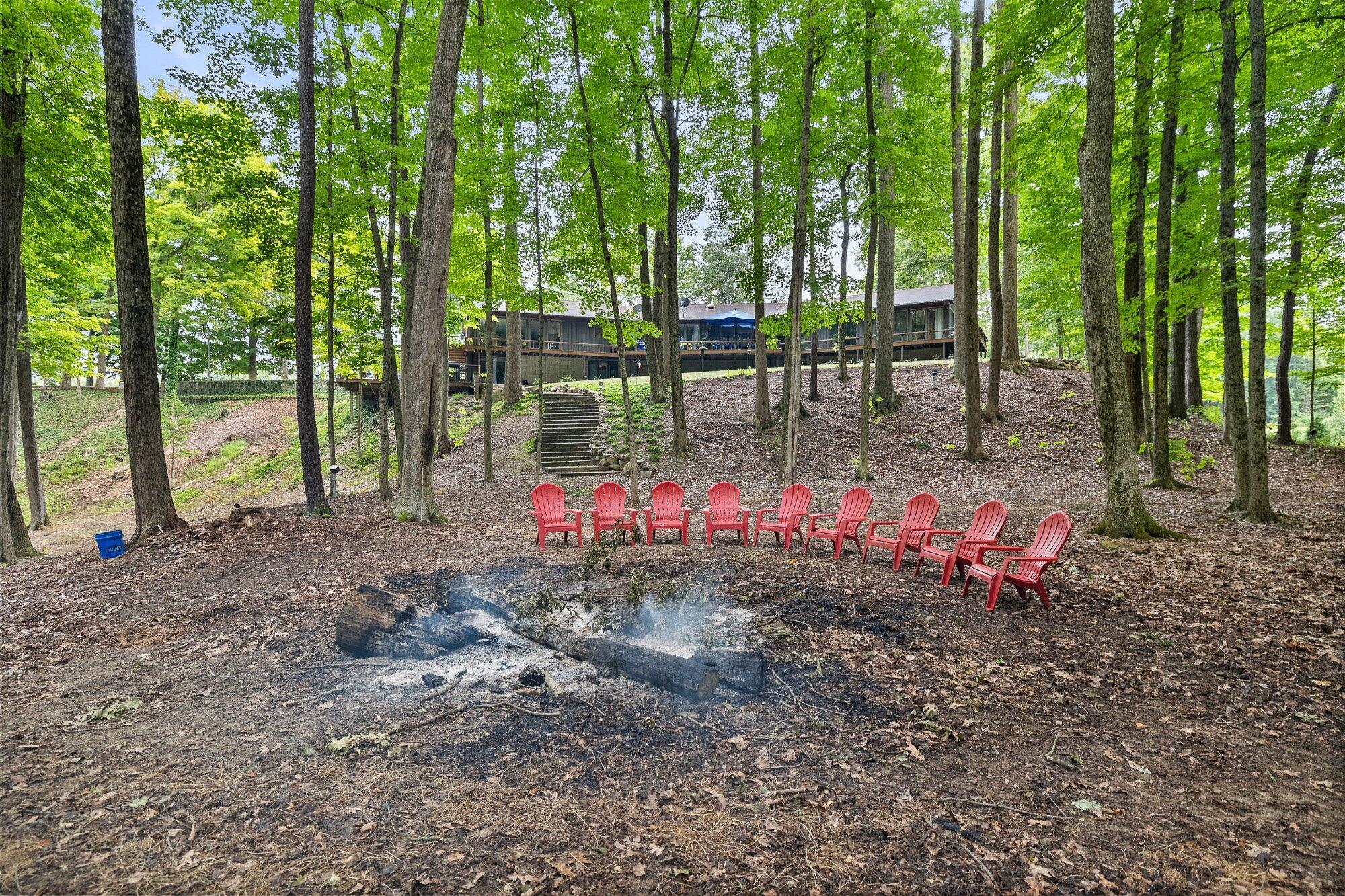 1833 East Hanley Road Mansfield, OH 44903 - Photo 79 of 94 73-ext-firepit