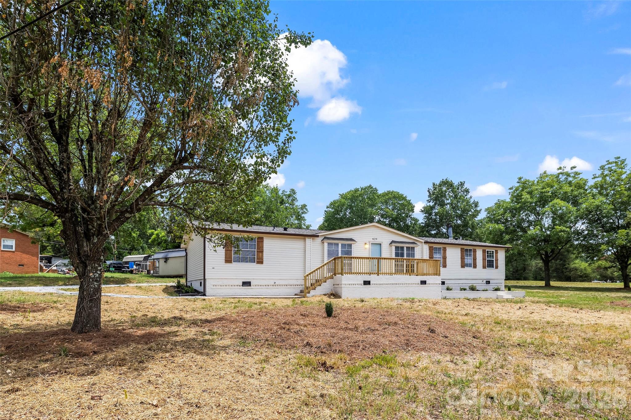 625 Lakeview Road Salisbury, NC 28147 - Photo 5 of 27