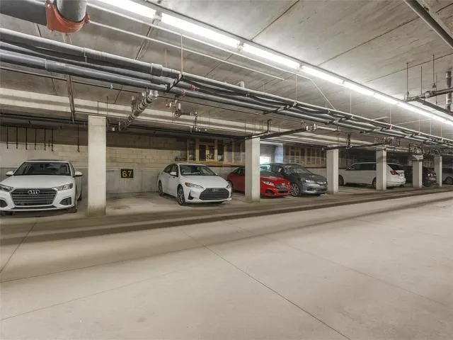 $289,999 | 1321 Lake Drive West, Unit 218, Chanhassen, MN 55317