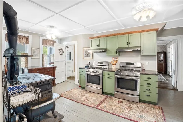 $1,300,000 | 5 Greenhouse Lane, Bradford, NH 03221