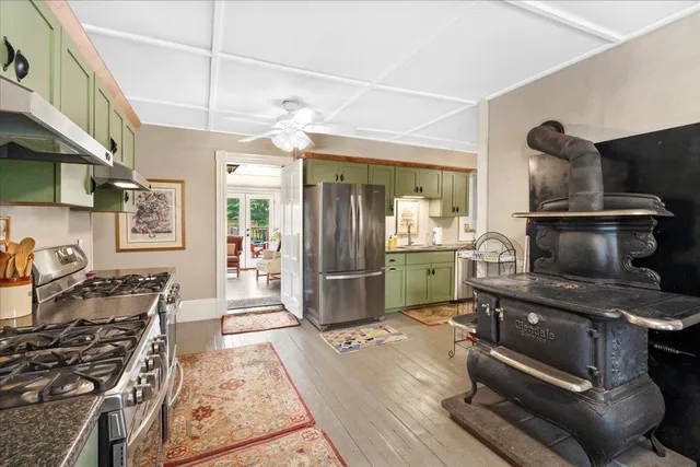 $1,300,000 | 5 Greenhouse Lane, Bradford, NH 03221