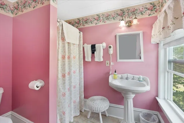 $1,300,000 | 5 Greenhouse Lane, Bradford, NH 03221