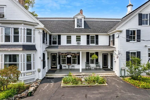 $1,300,000 | 5 Greenhouse Lane, Bradford, NH 03221