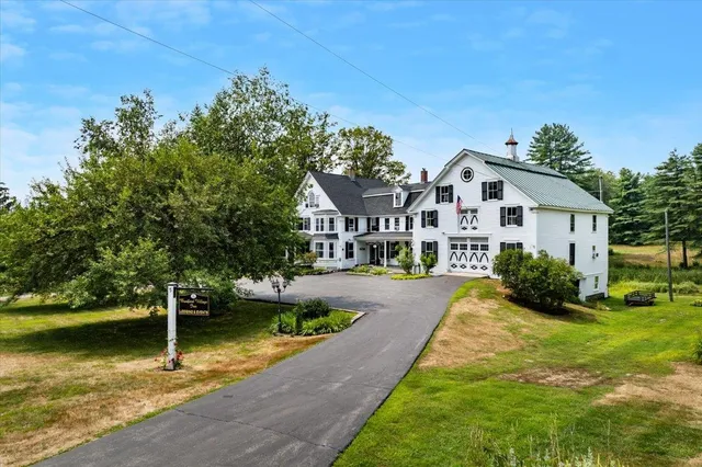 $1,300,000 | 5 Greenhouse Lane, Bradford, NH 03221