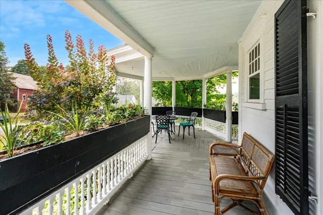 $1,300,000 | 5 Greenhouse Lane, Bradford, NH 03221