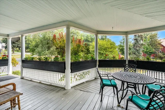 $1,300,000 | 5 Greenhouse Lane, Bradford, NH 03221