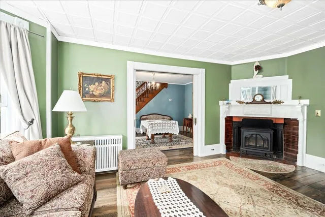 $1,300,000 | 5 Greenhouse Lane, Bradford, NH 03221