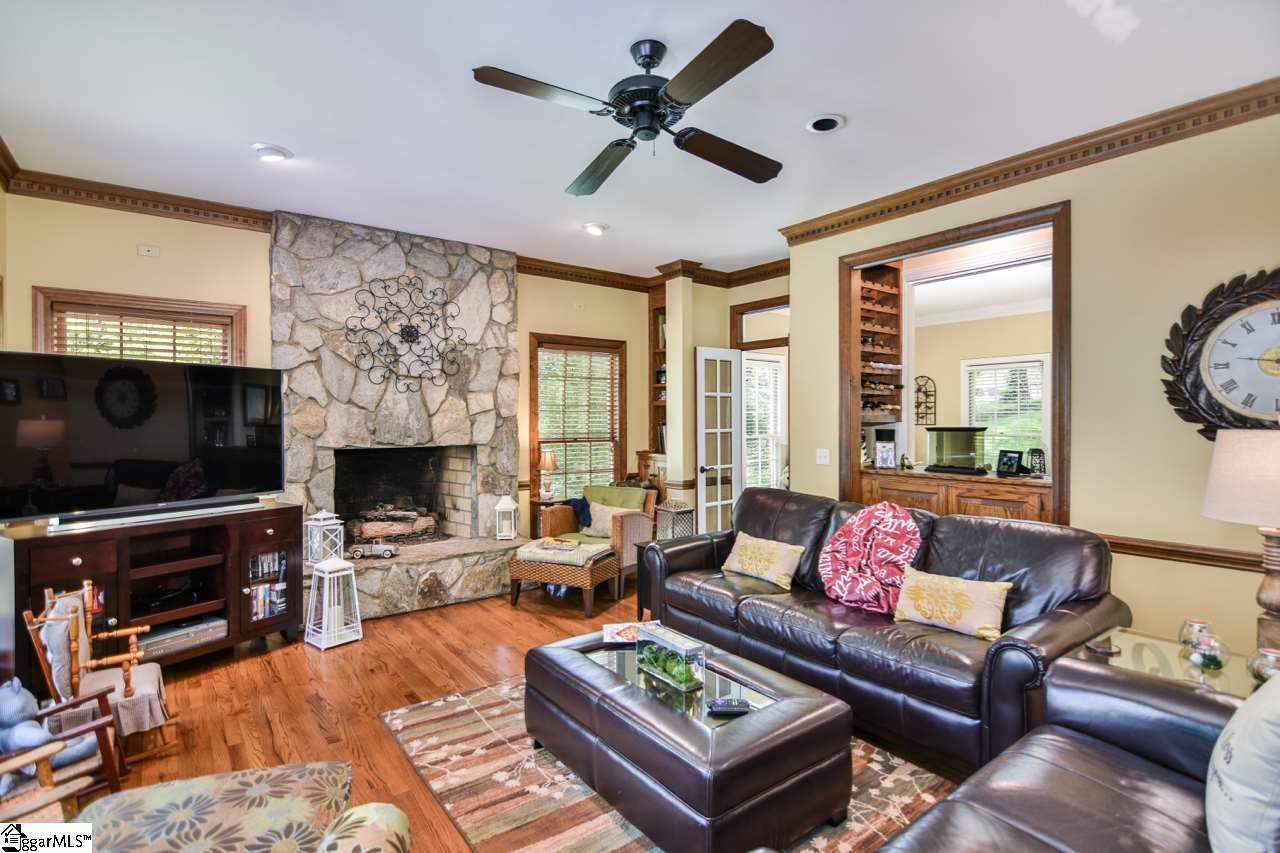211 Ricelan Drive Simpsonville, SC 29681 - Photo 5 of 36 Gallery Image 5
