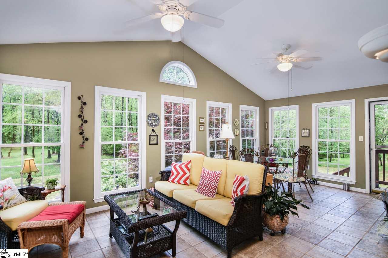 211 Ricelan Drive Simpsonville, SC 29681 - Photo 6 of 36 Gallery Image 6