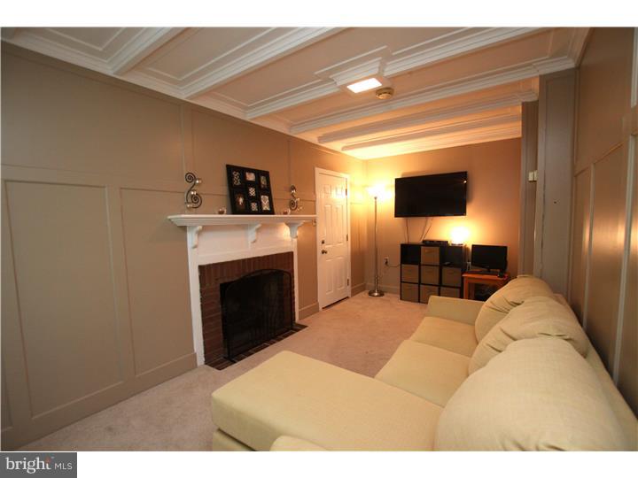 2354 Secane Road Secane, PA 19018 - Photo 14 of 25 Family Room