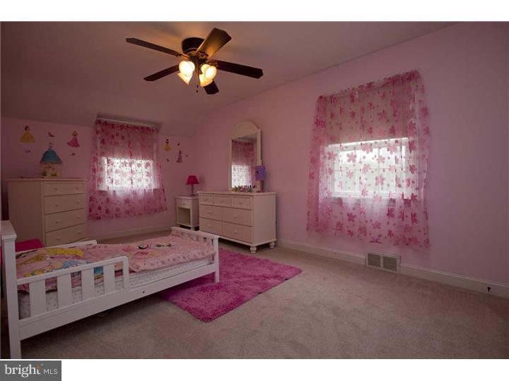 2354 Secane Road Secane, PA 19018 - Photo 20 of 25 Bedroom 3