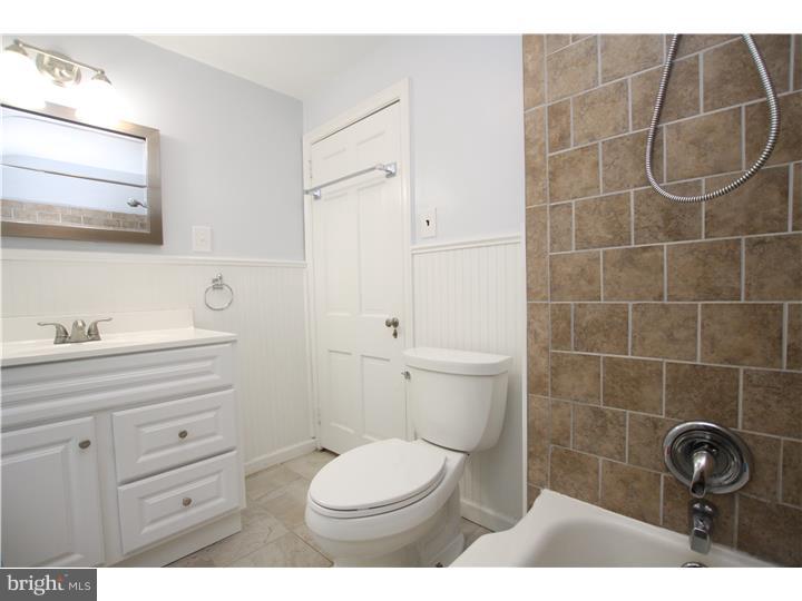 2354 Secane Road Secane, PA 19018 - Photo 21 of 25 Bathroom