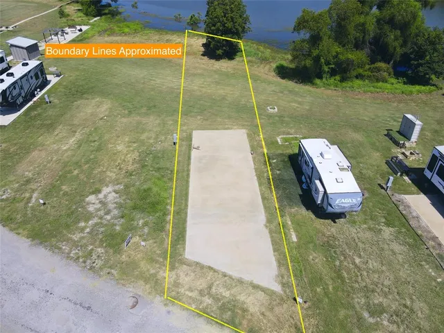 a view of backyard with green space