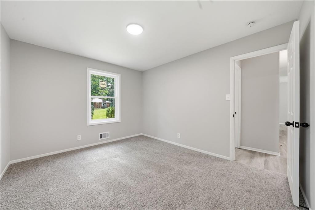 4913 Bartlett Road Forest Park, GA 30297 - Photo 21 of 30