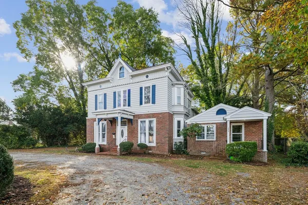 $599,000 | 102 Market Street, Onancock, VA 23417