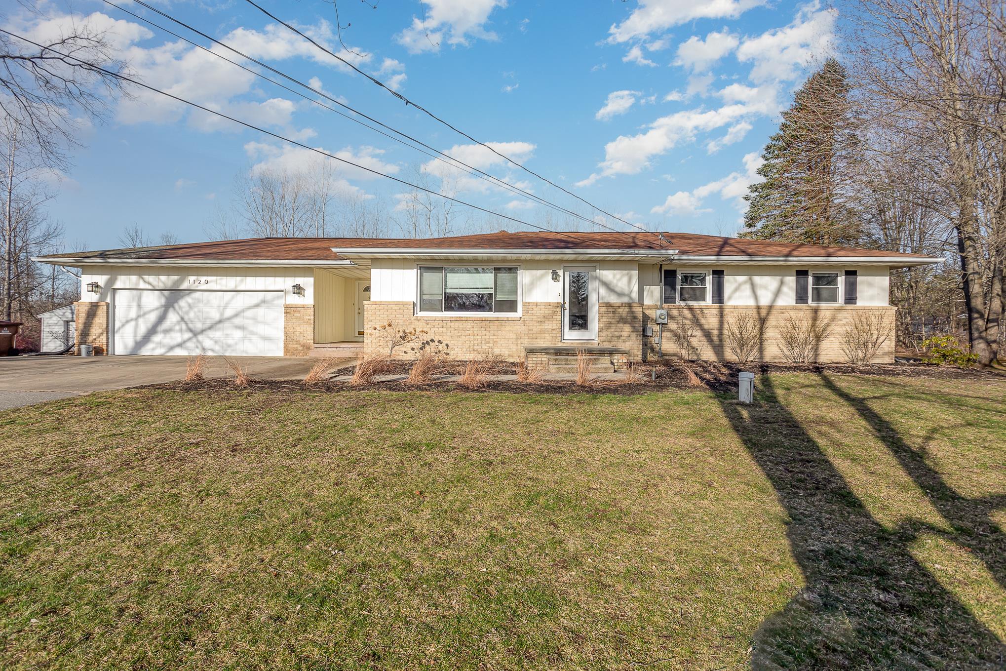 1120 South Loomis Road Mount Pleasant, MI 48858 - Photo 2 of 37