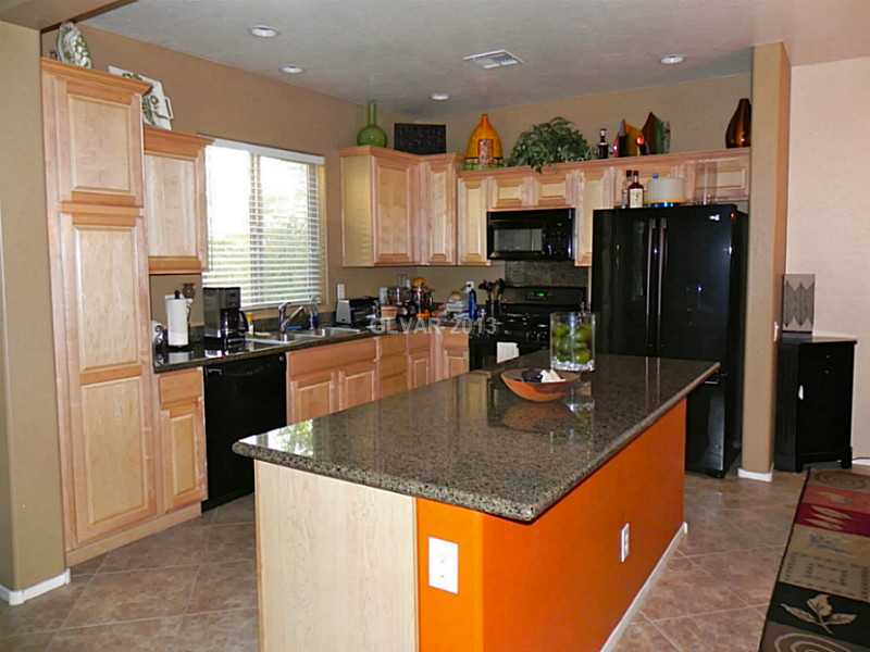 2661 Rimbaud Street Henderson, NV 89044 - Photo 4 of 21 Kitchen.