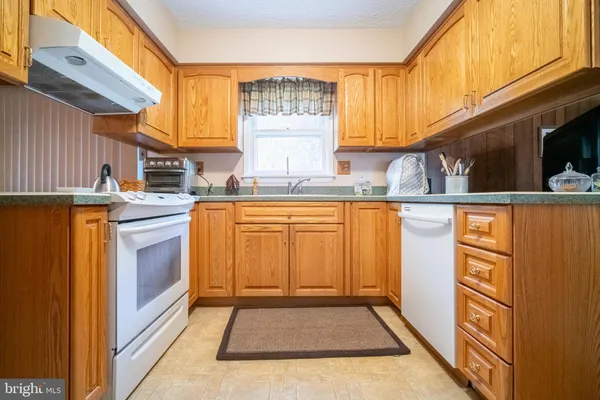 $399,900 | 106 Circle Drive, York, PA 17406