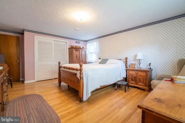 $399,900 | 106 Circle Drive, York, PA 17406