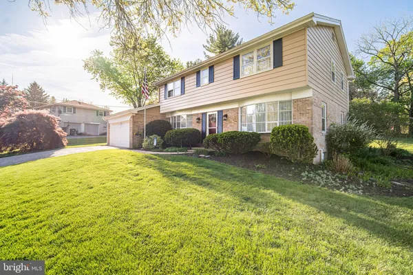 $399,900 | 106 Circle Drive, York, PA 17406