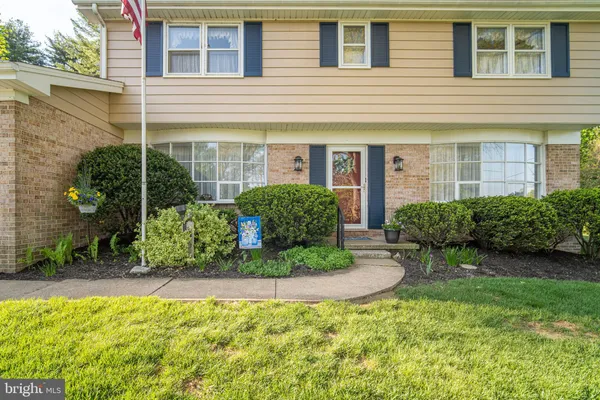 $399,900 | 106 Circle Drive, York, PA 17406