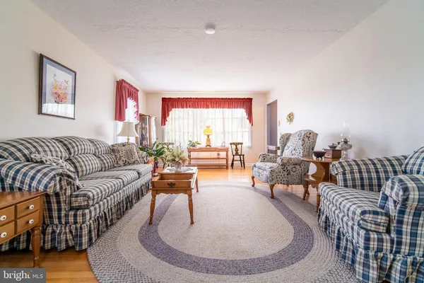 $399,900 | 106 Circle Drive, York, PA 17406