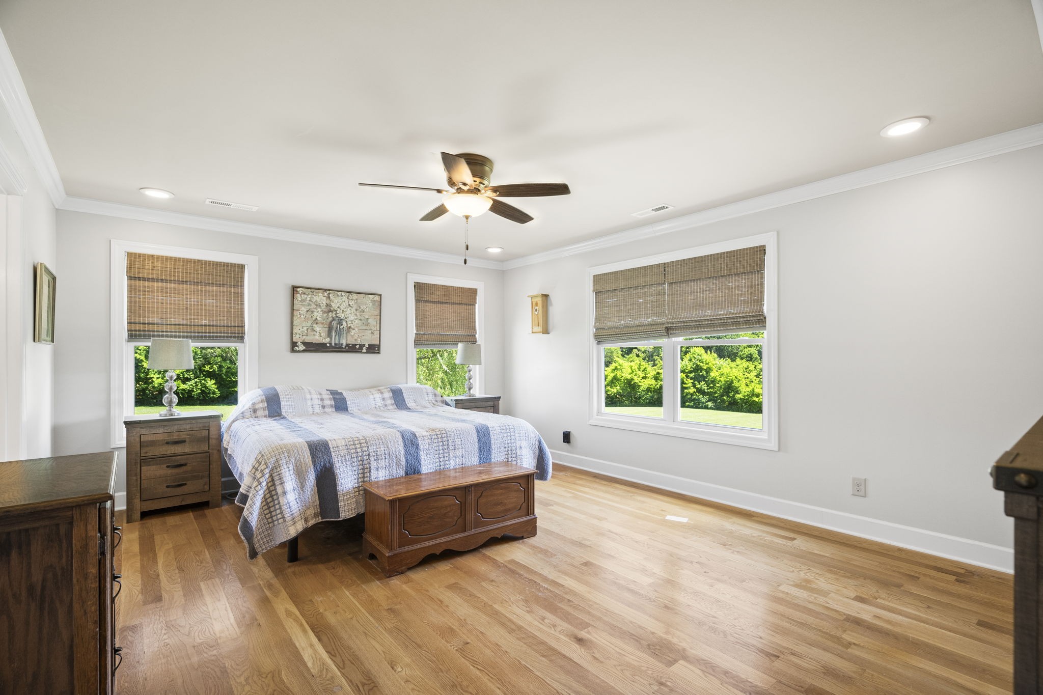 4266 Dot Road Springfield, TN 37172 - Photo 48 of 70 a bed room with a bed and a large window
