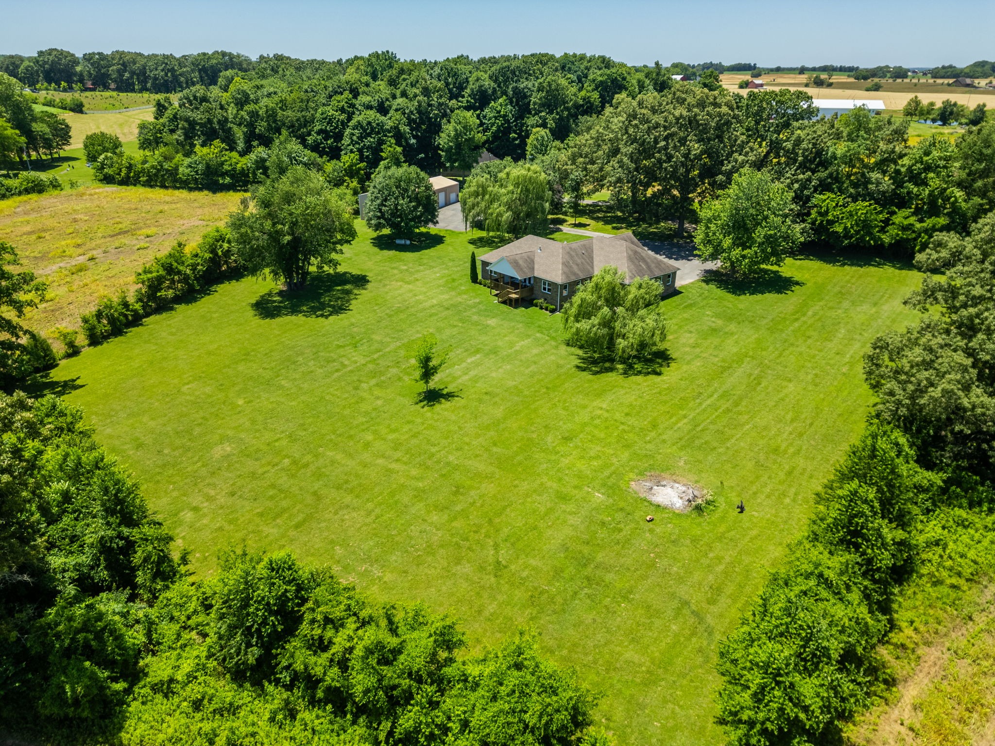 4266 Dot Road Springfield, TN 37172 - Photo 67 of 70 a view of an outdoor space and a yard