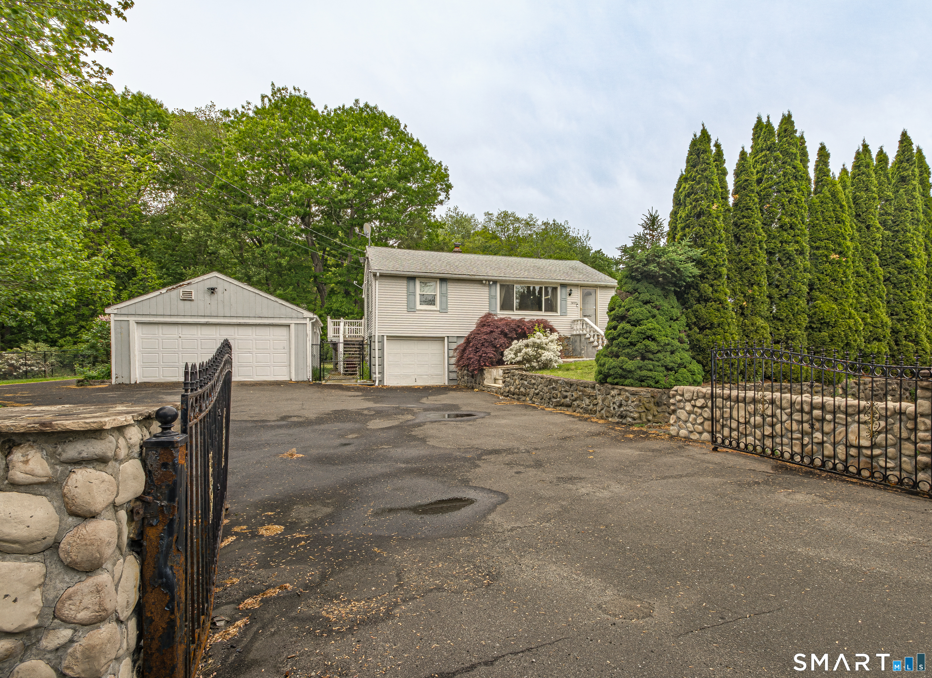 1409 Woodtick Road Wolcott, CT 06716 - Photo 20 of 31