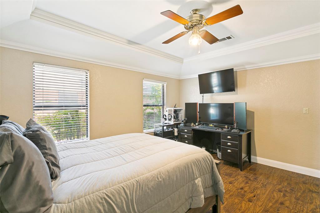 2232 Ridgewood Bedford, TX 76021 - Photo 16 of 25