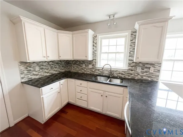 $400,000 | 12009 Beaver Spring Court, Midlothian, VA 23112