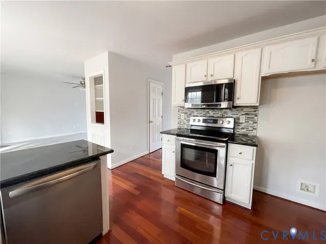 $400,000 | 12009 Beaver Spring Court, Midlothian, VA 23112