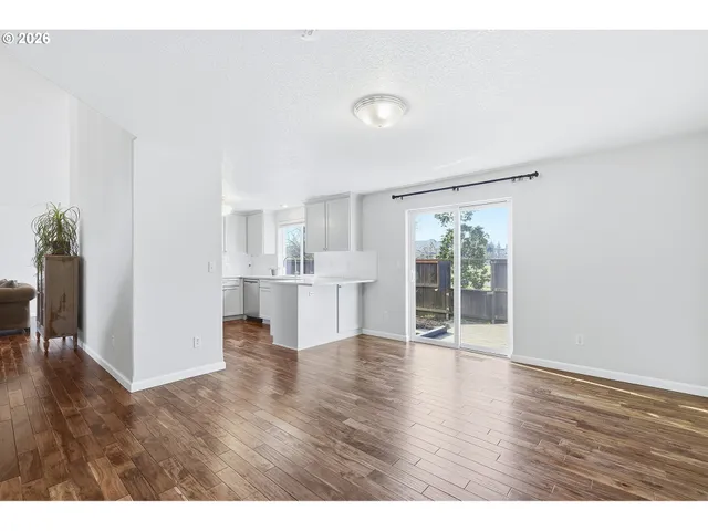 $539,000 | 1579 Southwest 213th Avenue, Beaverton, OR 97003