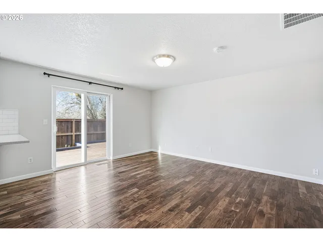 $539,000 | 1579 Southwest 213th Avenue, Beaverton, OR 97003